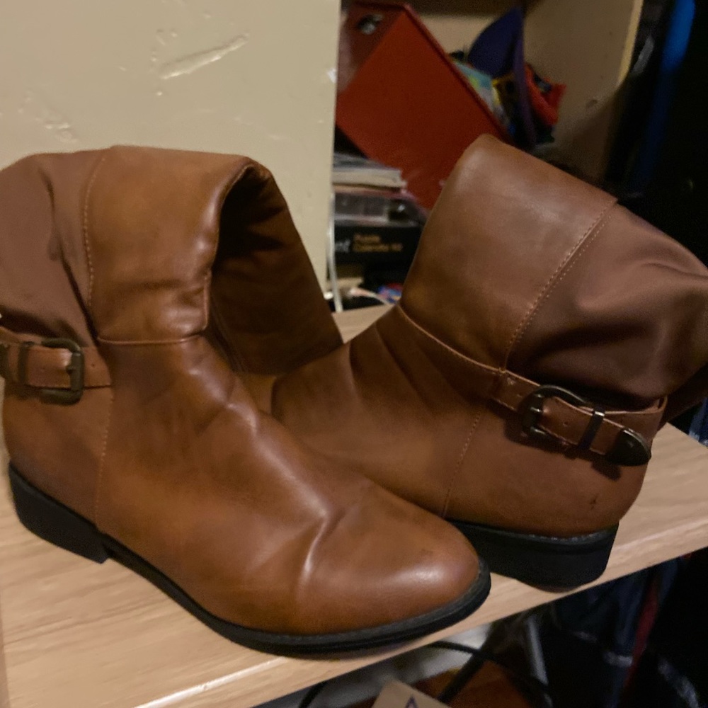 boots brown
